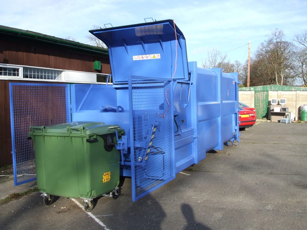 Hook-Lift Portable Compactor with Bin-Lifter